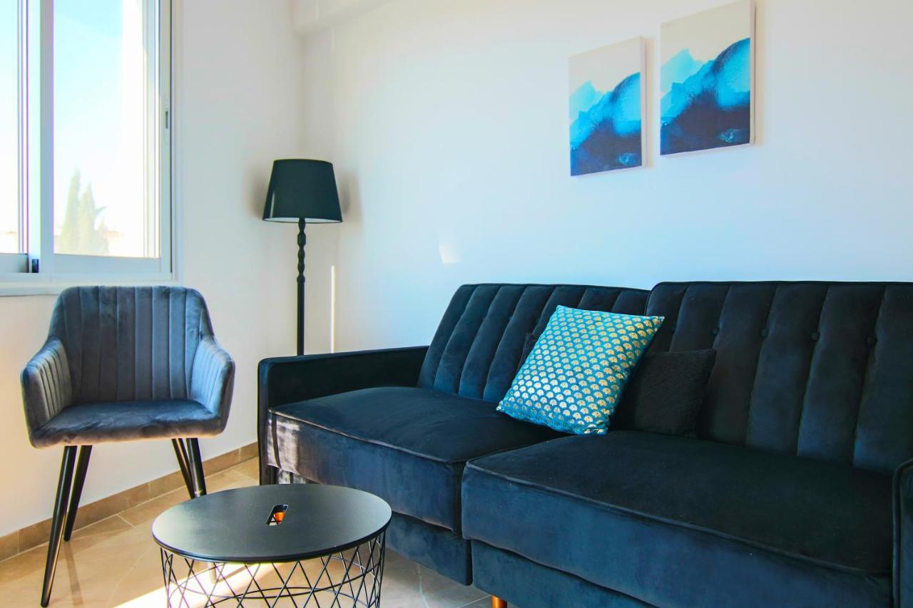 Phaedrus Living Seaside Residence Lighthouse 70 Пафос Екстериор снимка